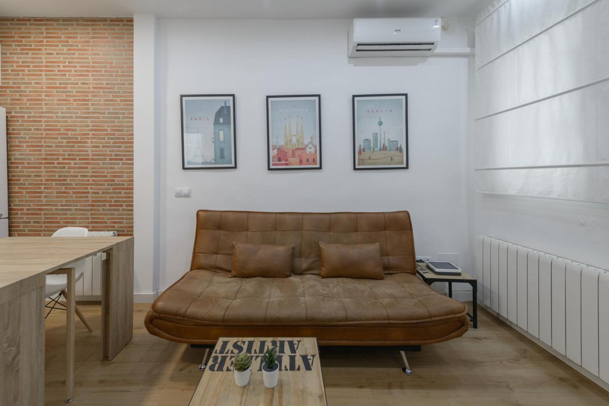 דירות מדריד Avila Calle, Precioso Estudio En Santiago Bernabeu-Estrecho En Segundo Piso Sin Ascensor מראה חיצוני תמונה
